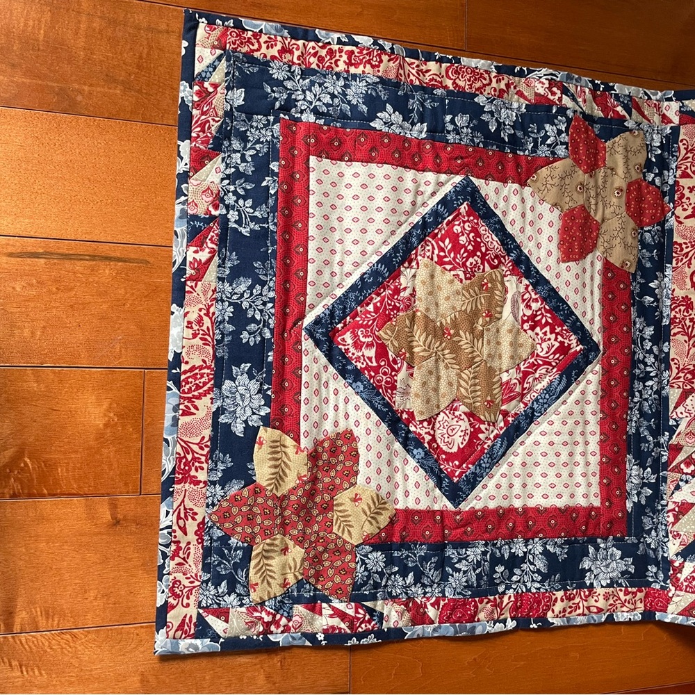 Red, Navy & Cream Patchwork Quilt Square